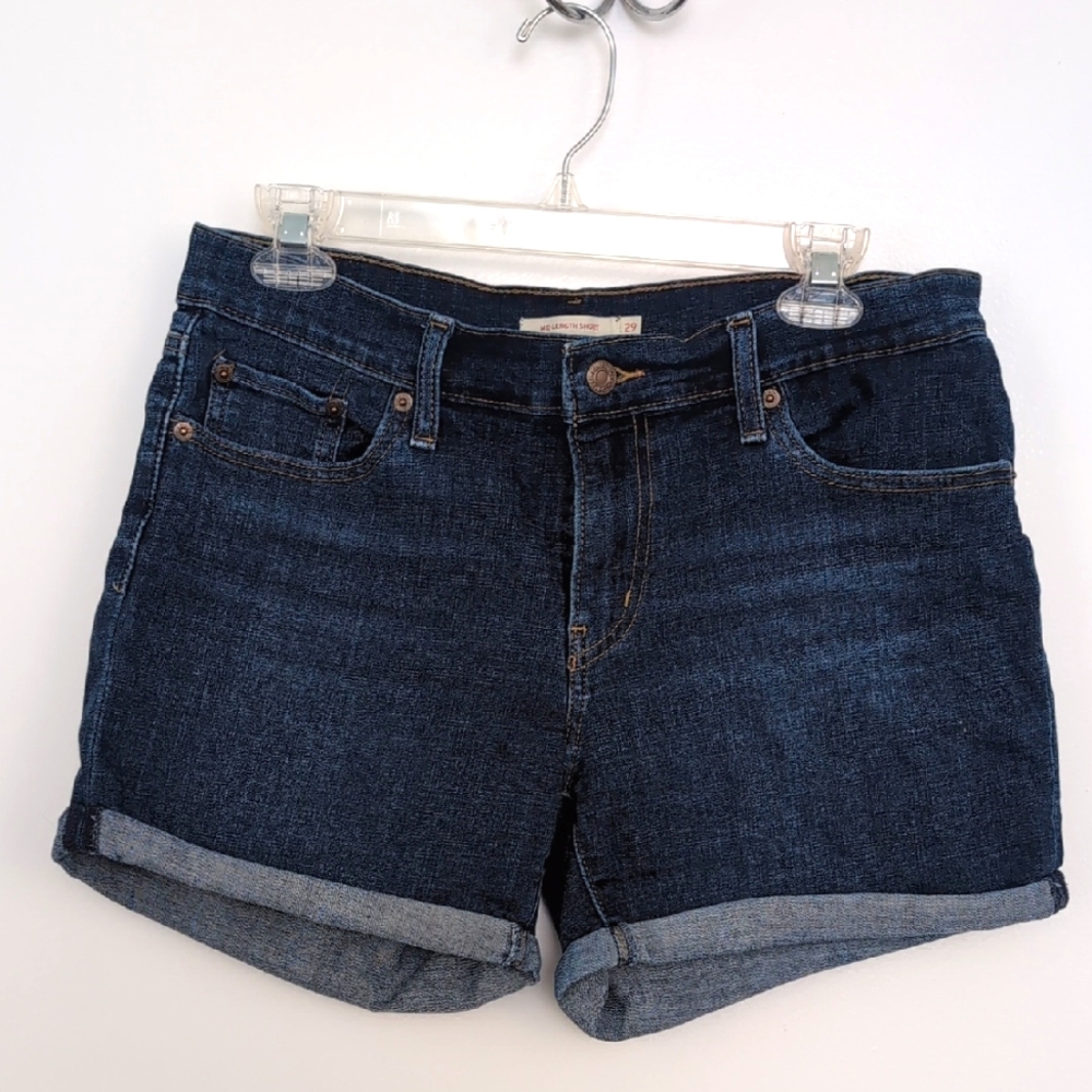 Levi's Mid Length Short Size 29